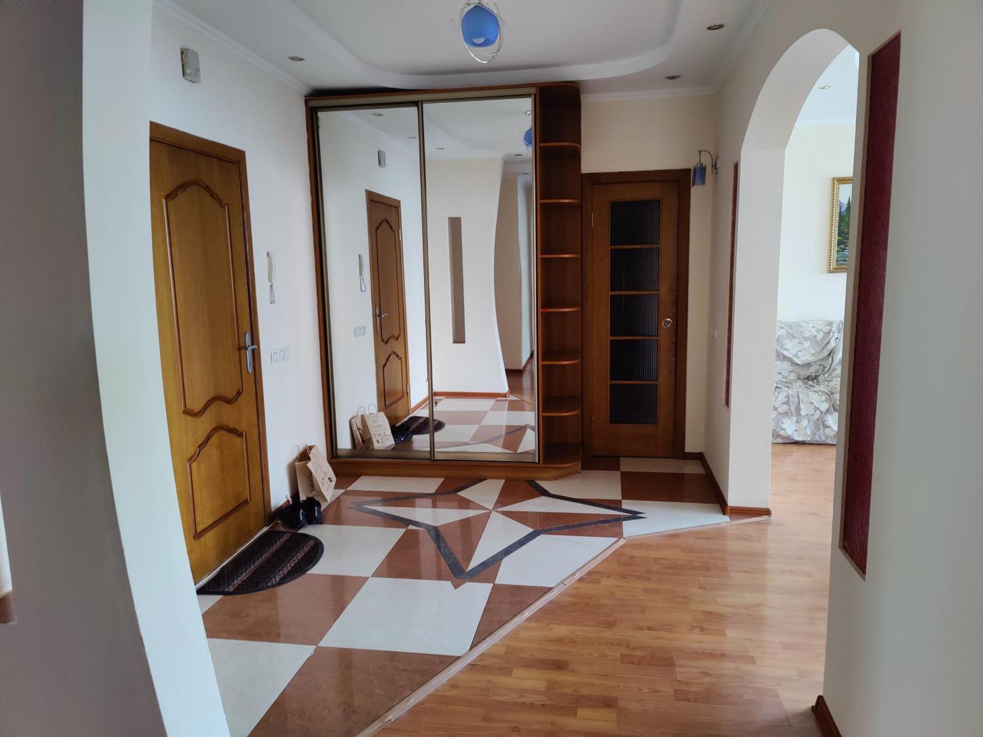 Улица Гоголя 2 Апартаменты 180 Метров Almatý Exterior foto