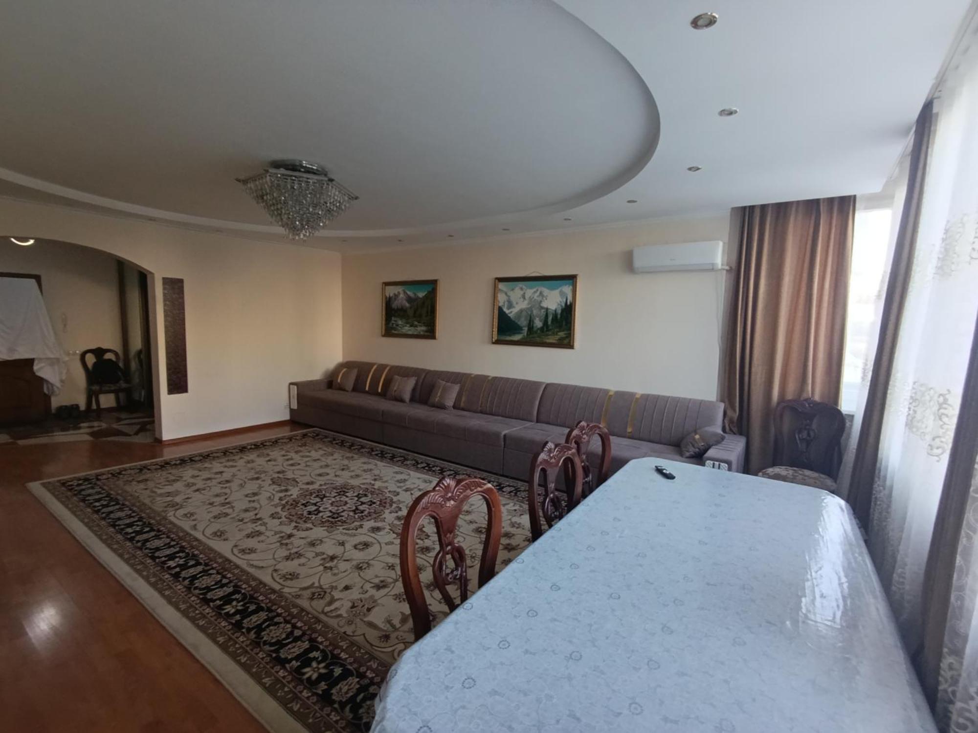 Улица Гоголя 2 Апартаменты 180 Метров Almatý Exterior foto